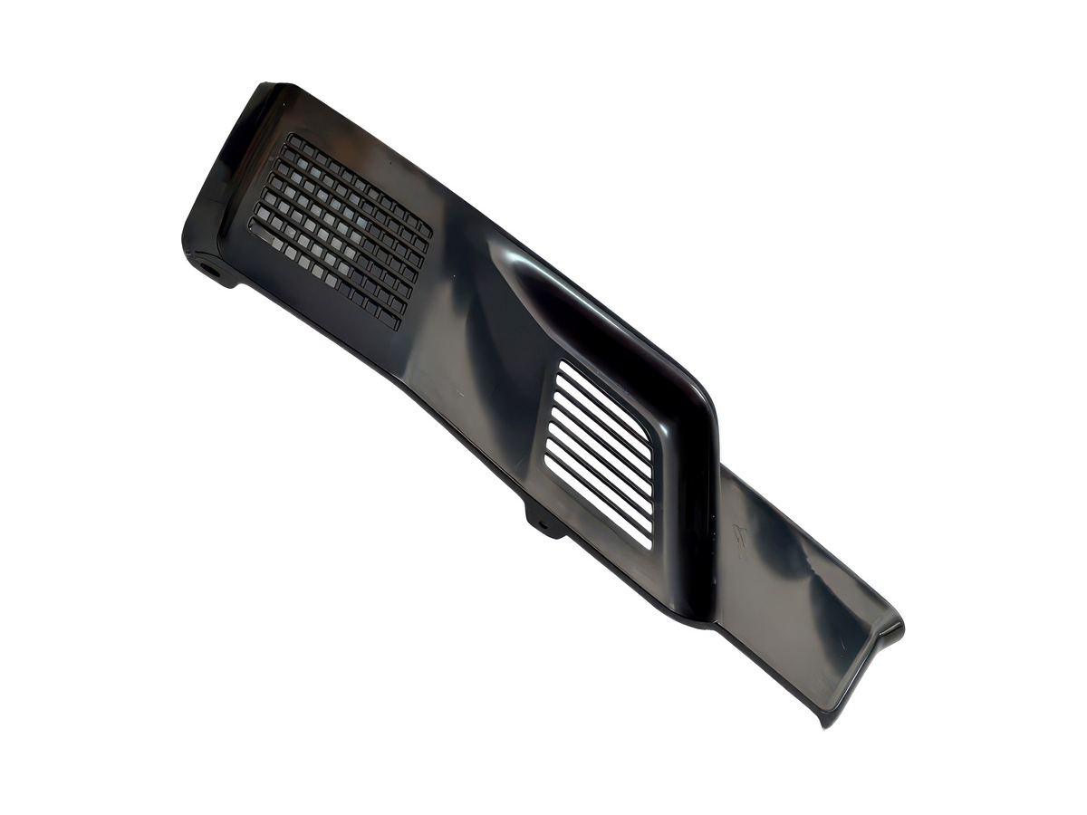 RH Side Grille